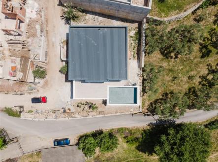 . | Prodej - dům/vila, 198 m²
