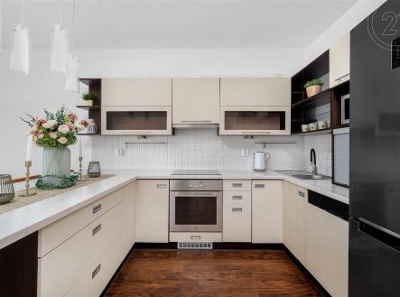. | Prodej bytu, 3+kk, 71 m²