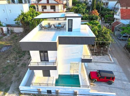 . | Prodej - dům/vila, 80 m²