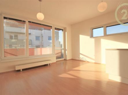. | Pronájem bytu, 2+kk, 42 m²