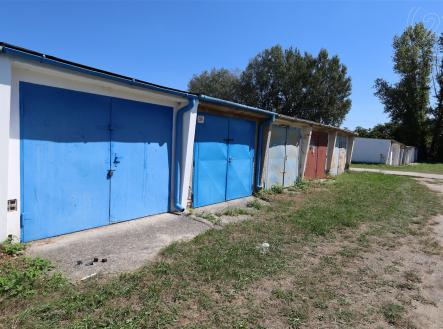 . | Prodej - malý objekt/garáž