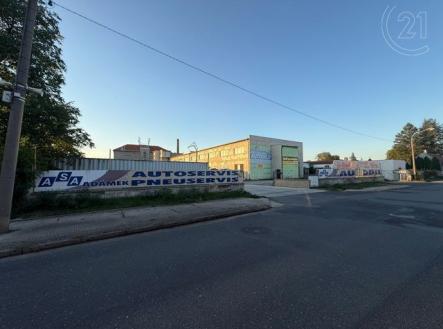 . | Prodej - skladovací prostor, 2 301 m²