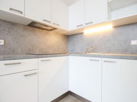 . | Pronájem bytu, 2+kk, 56 m²