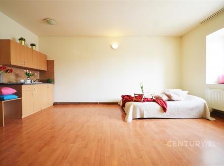 . | Prodej - hotel, 1 500 m²