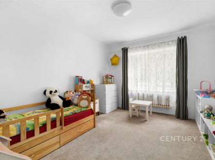 . | Prodej - dům/vila, 270 m²