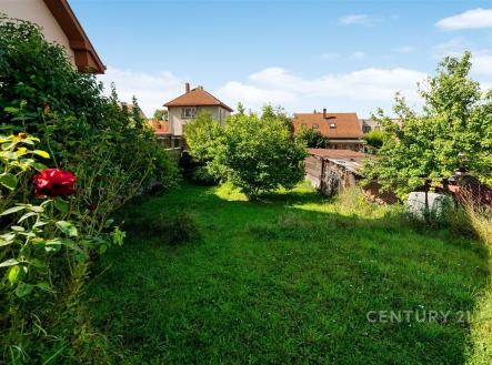 . | Prodej - pozemek pro bydlení, 319 m²