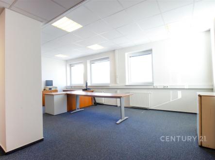 . | Pronájem - kanceláře, 320 m²