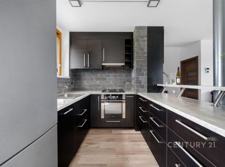 . | Prodej - dům/vila, 115 m²