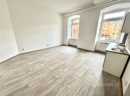 . | Pronájem bytu, 1+kk, 35 m²