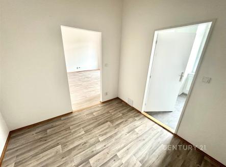 . | Pronájem bytu, 1+kk, 35 m²