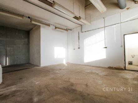 . | Pronájem - výrobní prostor, 227 m²