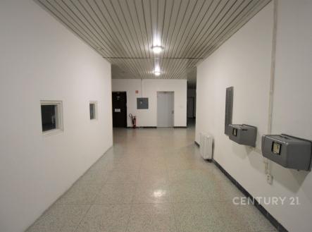 . | Pronájem - kanceláře, 41 m²