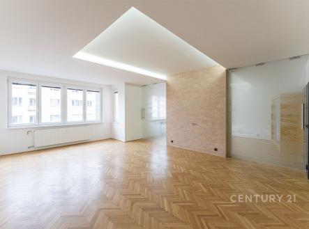 . | Pronájem bytu, 2+1, 89 m²