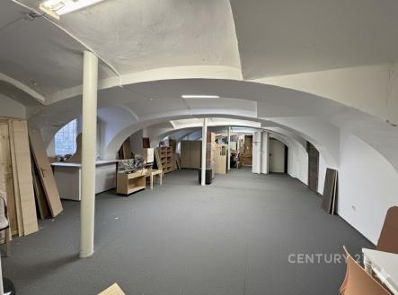 . | Pronájem - obchodní prostor, 256 m²