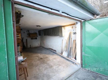 . | Pronájem - malý objekt/garáž