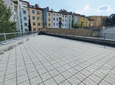 . | Pronájem - kanceláře, 137 m²