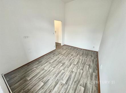 . | Pronájem bytu, 1+kk, 21 m²