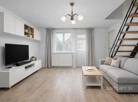 . | Prodej - dům/vila, 221 m²