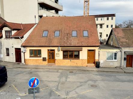 . | Prodej - dům/vila, 170 m²