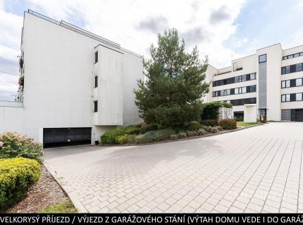 . | Prodej - malý objekt/garáž