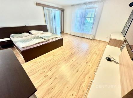 . | Pronájem - dům/vila, 170 m²