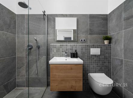 . | Prodej - dům/vila, 172 m²