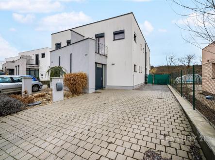. | Prodej - dům/vila, 172 m²