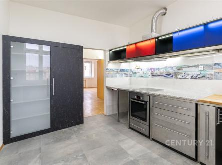 . | Pronájem bytu, 2+1, 89 m²