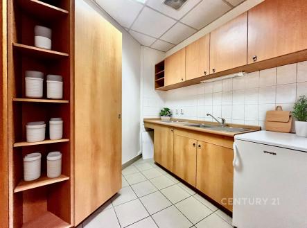 . | Pronájem bytu, 2+1, 56 m²