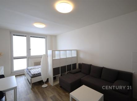 . | Pronájem bytu, 1+kk, 29 m²
