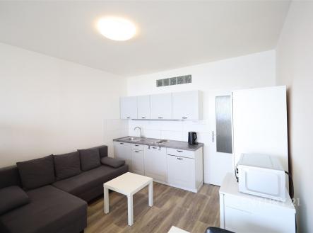 . | Pronájem bytu, 1+kk, 29 m²