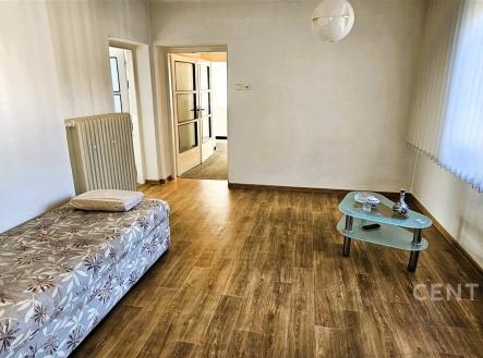 . | Prodej - dům/vila, 200 m²