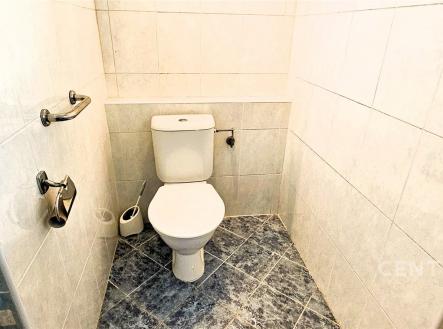 . | Prodej - dům/vila, 200 m²