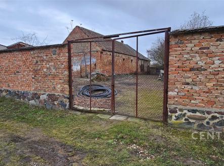 . | Prodej - pozemek pro bydlení, 2 090 m²