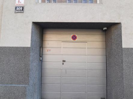 '' | Pronájem - malý objekt/garáž