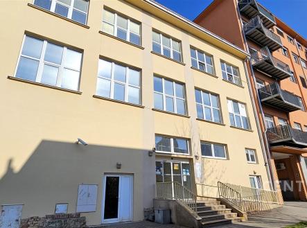 . | Prodej - výrobní prostor, 5 883 m²