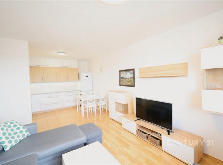 . | Pronájem bytu, 2+kk, 49 m²