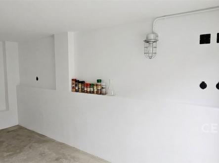 . | Prodej - malý objekt/garáž