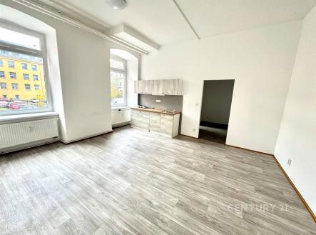 . | Pronájem bytu, 1+kk, 35 m²