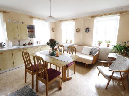 . | Prodej - dům/vila, 200 m²