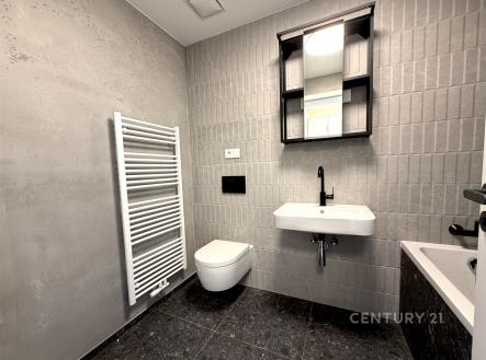 . | Pronájem bytu, 2+kk, 44 m²