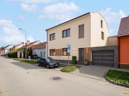 . | Prodej - dům/vila, 190 m²