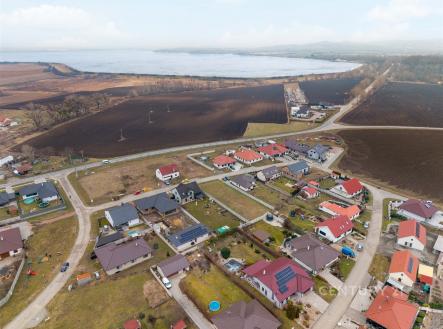 . | Prodej - pozemek pro bydlení, 1 032 m²