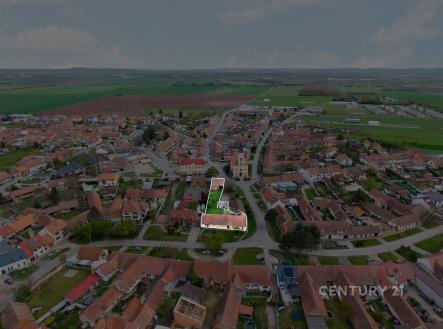 . | Prodej - dům/vila, 175 m²