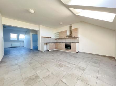 . | Pronájem bytu, 3+kk, 105 m²
