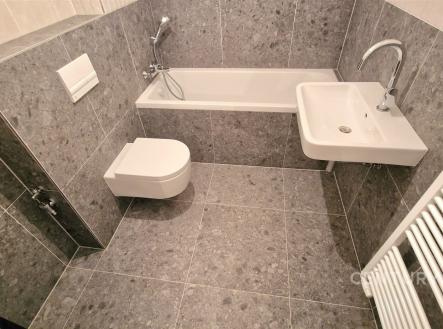 . | Pronájem bytu, 2+kk, 42 m²