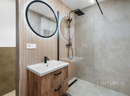 . | Pronájem bytu, 2+1, 45 m²