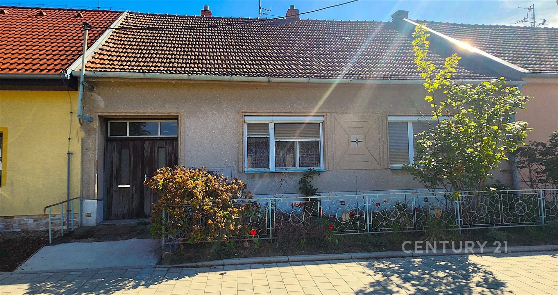 .