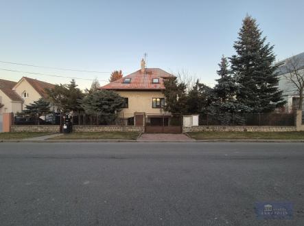 Prodej - dům/vila, 219 m²