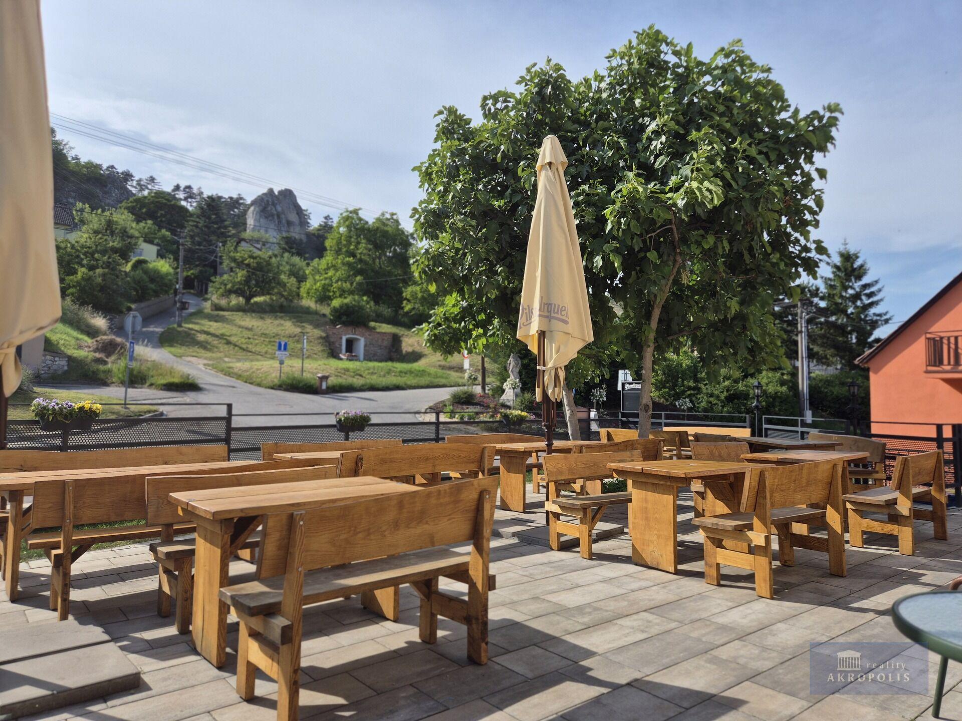 Pronájem luxusního ubytovacího komplexu Comfort Pálava s restaurací v srdci Pálavy